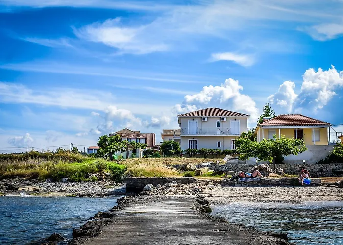Pelagion II Sea Coral - Beachfront Holiday Home